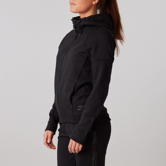 SOLD Nike Tech Fleece Hoodie Large - Picture 1 of 3